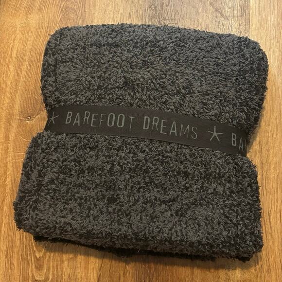 NWT Barefoot Dreams CozyChic Pom Pom Beanie & Scarf Set Espresso Cocoa - Picture 5 of 5